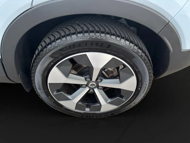 Volvo XC40 2.0 B4 MH Plus Dark