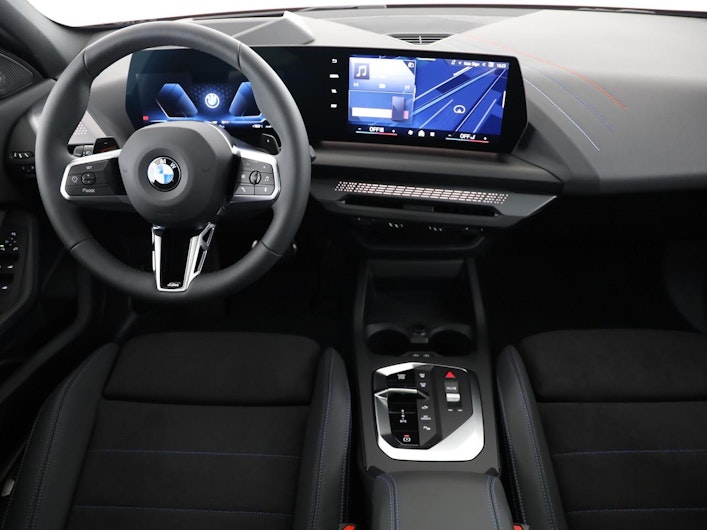 Vehicle image BMW 1 SERIES