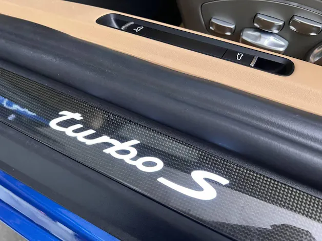 Porsche 911 Turbo S Cabriolet