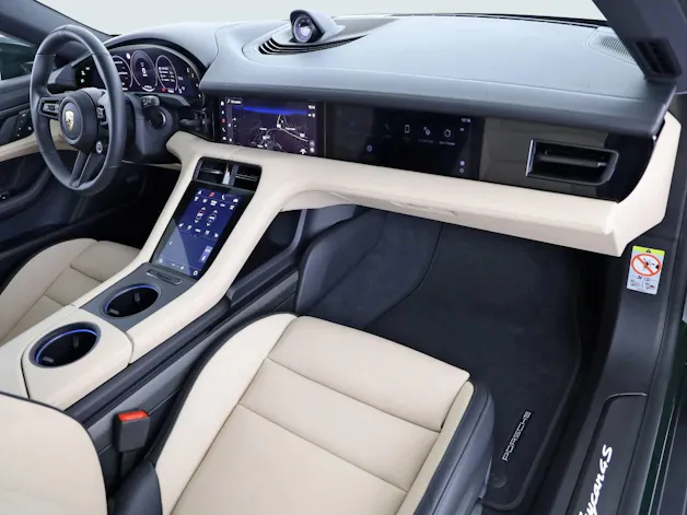 Porsche Taycan 4S Cross Turismo