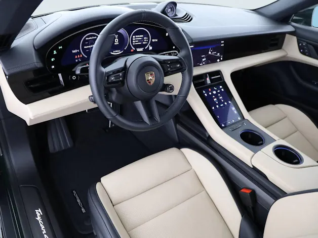 Porsche Taycan 4S Cross Turismo