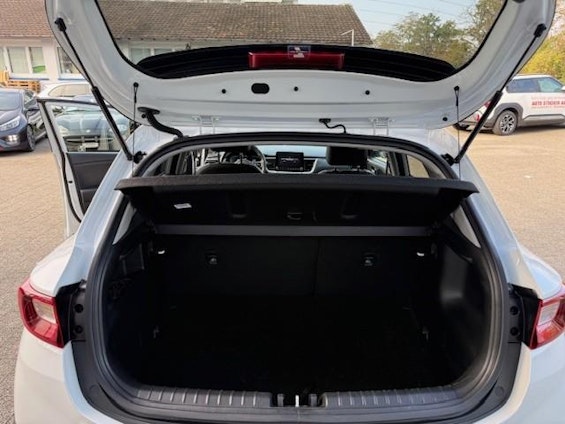 Vehicle image 7 Vehicle image 7