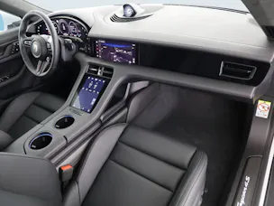 Porsche Taycan 4S