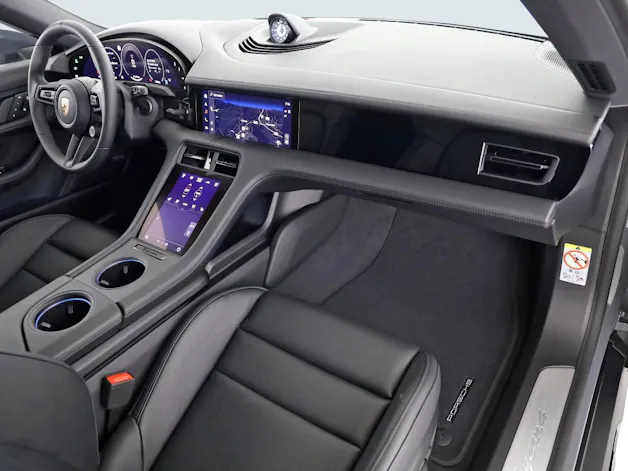 Porsche Taycan 4 Cross Turismo