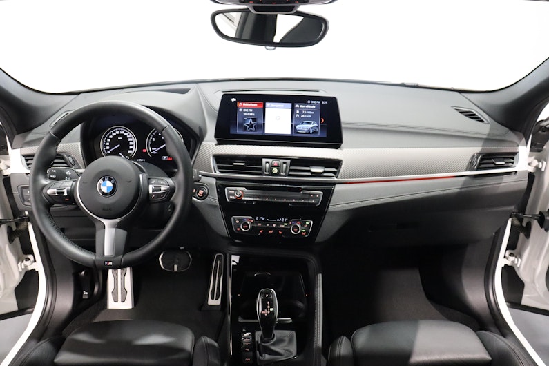 Vehicle image BMW X2
