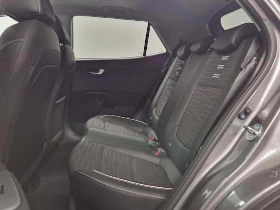 Vehicle image 5 Vehicle image 5