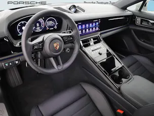 Porsche Panamera 4 E-Hybrid