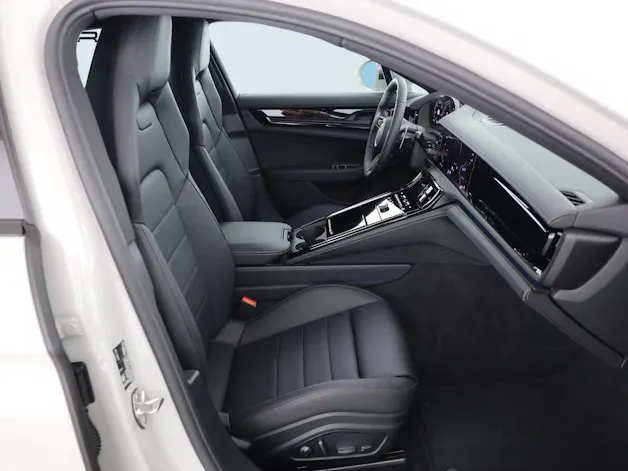 Porsche Panamera 4 E-Hybrid