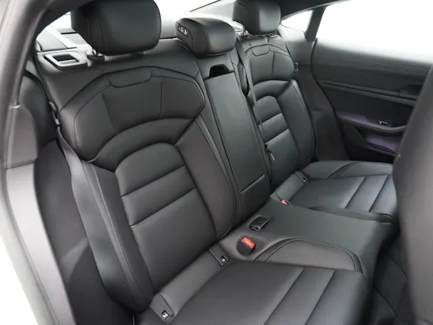 Porsche Taycan 4S