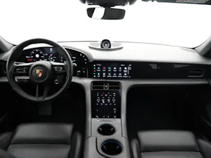 Porsche Taycan 4S
