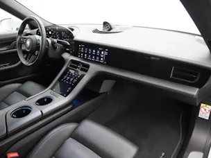 Porsche Taycan 4S