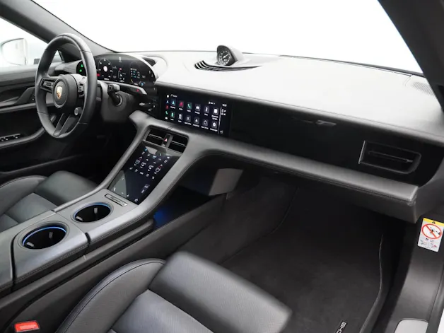 Porsche Taycan 4S