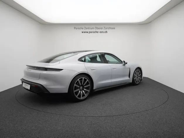 Porsche Taycan 4S