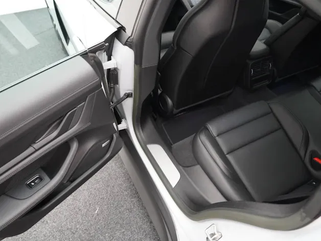 Porsche Taycan 4S