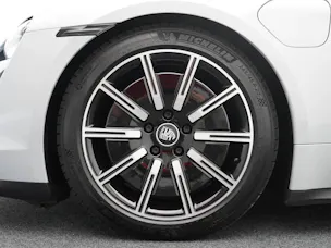Porsche Taycan 4S