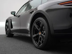 Porsche Taycan 4 Cross Turismo