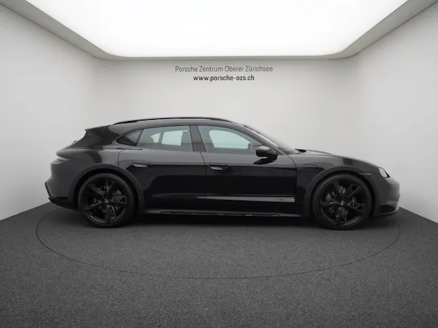 Porsche Taycan 4 Cross Turismo