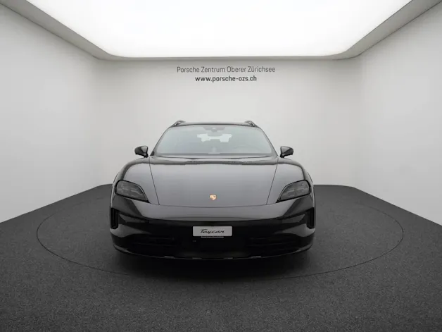 Porsche Taycan 4 Cross Turismo