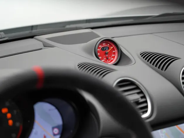 Porsche 718 Cayman GT4