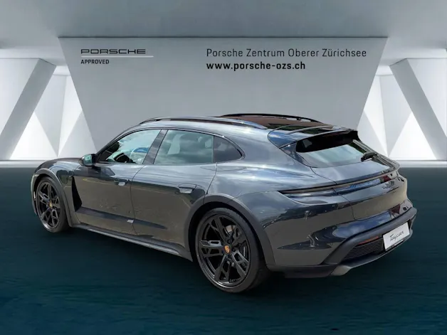 Porsche Taycan 4 Cross Turismo