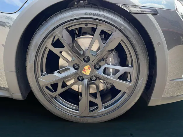 Porsche Taycan 4 Cross Turismo