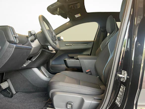 https://vehicle.imgix.net/4052135/081b9b86-4a65-476f-9aea-6e9f134eddf5.jpg