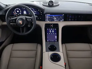 Porsche Taycan 4 Cross Turismo