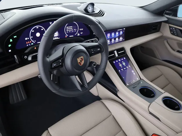 Porsche Taycan 4 Cross Turismo