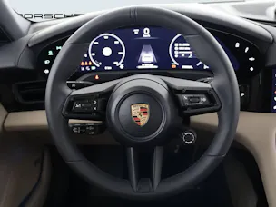 Porsche Taycan 4 Cross Turismo