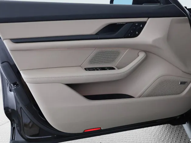 Porsche Taycan 4 Cross Turismo