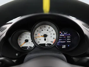 Porsche 718 Spyder RS