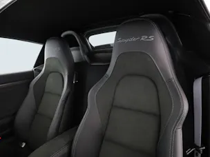 Porsche 718 Spyder RS