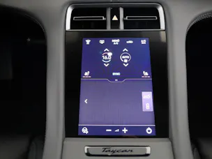 Porsche Taycan 4 Cross Turismo