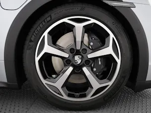 Porsche Taycan 4 Cross Turismo
