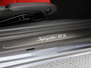 Porsche 718 Spyder RS