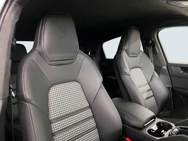 Porsche Cayenne GTS Coupé
