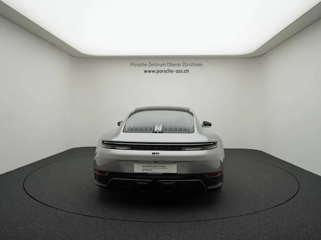 Porsche 911 Carrera GTS