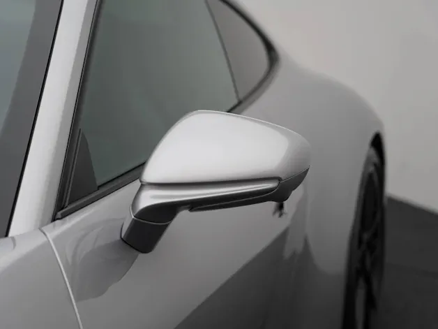 Porsche 911 Carrera GTS