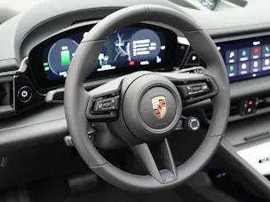 Porsche Macan 4