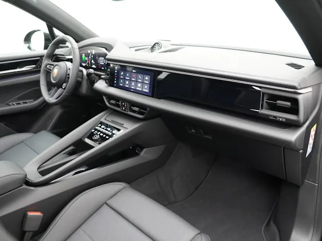 Porsche Macan 4