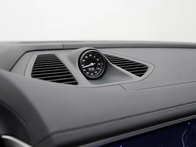 Porsche Macan 4
