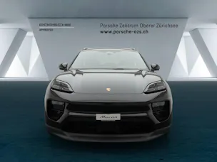 Porsche Macan 4