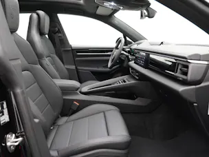 Porsche Macan 4