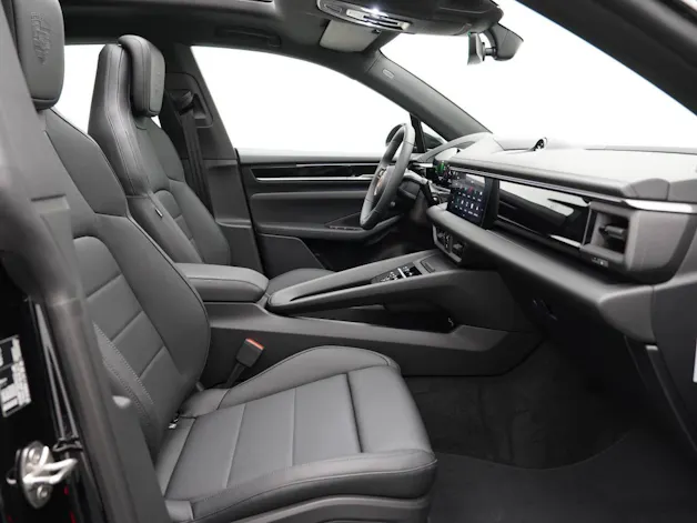 Porsche Macan 4