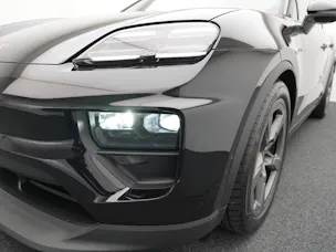 Porsche Macan 4