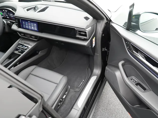 Porsche Macan 4