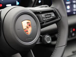Porsche Macan 4