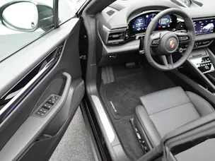 Porsche Macan 4
