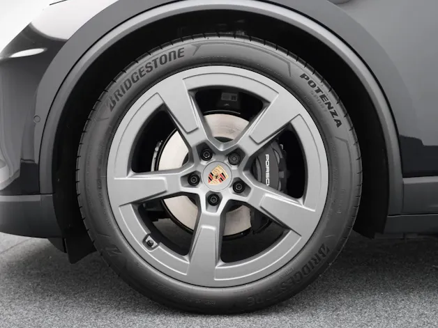 Porsche Macan 4