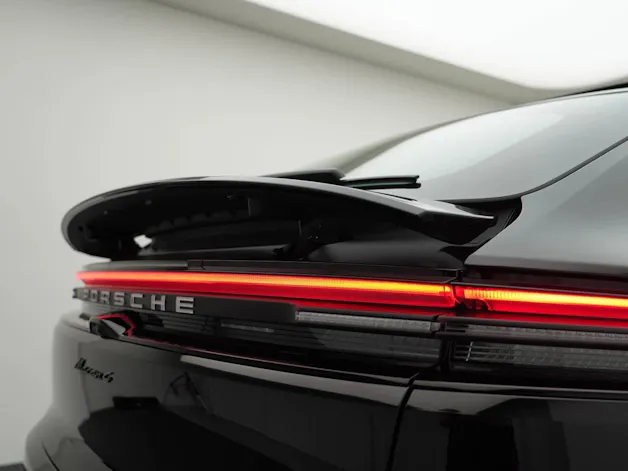 Porsche Macan 4